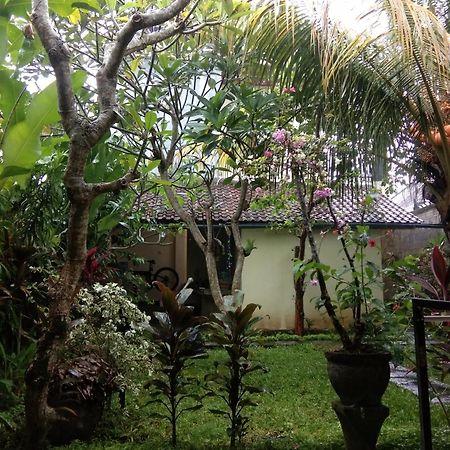 Pondok Gepokan Homestay อูบุด ภายนอก รูปภาพ